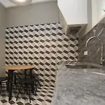 De E Alma Apartman *